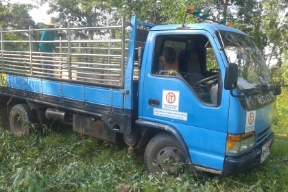 (ร้านรุ่งโรจน์ 082-1057078)ขาย 6 ล้อ ISUZU NKR 110 แรงม้า รถห้างแท้) รถสวยจัด เกียร์สั้น ยางดีพร้อมใช้5 เส้น เจ้าของจะเปลี่ยนยางใหม่เอี่ยมให้2เส้น พื้นกระบะปูเหล็ก พร้อมโอน พร้อมใช้งาน (ร้านรุ่งโรจน์ 082-1057078)ขาย 6 ล้อ ISUZU NKR 110 แรงม้า รถห้างแท้) รถสวยจัด เกียร์สั้น ยางดีพร้อมใช้5 เส้น เจ้าของจะเปลี่ยนยางใหม่เอี่ยมให้2เส้น พื้นกระบะปูเหล็ก พร้อมโอน พร้อมใช้งาน