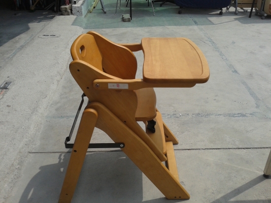 เก้าอี้ป้อนข้าวเด็กปรับได้ 3 ระดับ