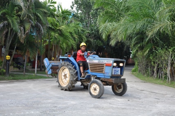 ขายรถไถ ISEKI TL1900แรง พร้อมโรตารี่หลัง สภาพสวยเดิมญี่ปุ่นไม่เคยใช้ในไทย 65,000