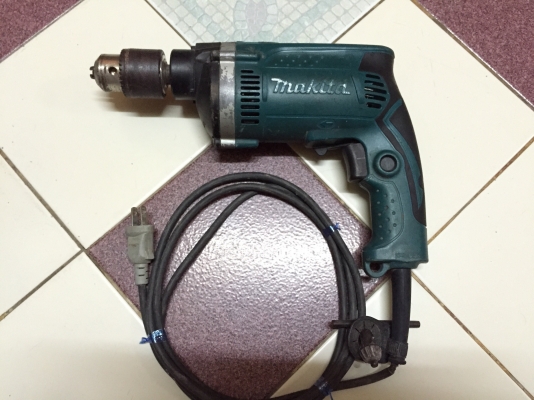 ขายสว่านไฟฟ้าปรับกระแทกได้ยี่ห้อMakitaรุ่นHP1630(710W)พร้อมใช้งาน