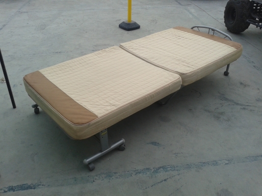 เตียงพับ