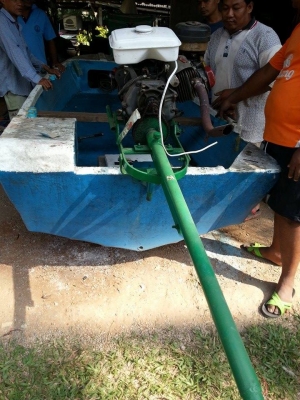 ขายเรือไฟเบอร์ตกปลาทะเลยาว 14.50 ฟุต กว้าง 1.50 เมตร ท้องวีพื้นเรือสองชั้นมีฟองอากาศ สู้คลื่นดี ตกปลาทะเลหรือข้างเกาะ พร้อมใช้งาน