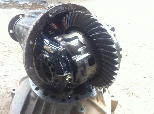 ขายเฟืองท้ายโตโยต้า  3.5 (12/43) ใส่ ไมตี้,ไทเกอร์  7500  บาท