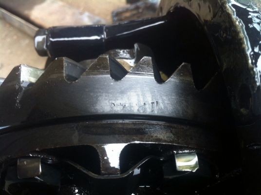 ขายเฟืองท้ายโตโยต้า  3.5 (12/43) ใส่ ไมตี้,ไทเกอร์  7500  บาท