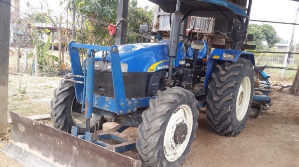 ขายรถไถ นิวฮอนแลนด์ รถออกป้ายแดงมาได้ ปีเดียว เล่มพร้อม