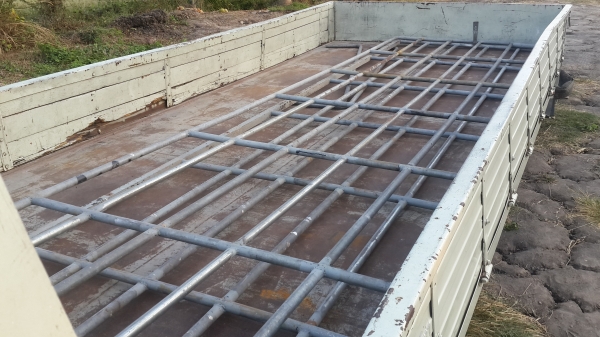 ขายกะบะ พร้อมคอกเหล็ก ยาว 5.5 เมตร