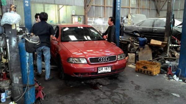 ขายAudi A4 97เครื่อง2.4V6 125,000 โทร 0889517836 คุณเก่ง