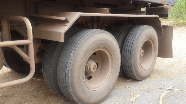 ขายด่วนHINO MEGA344พ่วงแม่ลูกสภาพพร้อมใช้สุดๆโทร0843923995