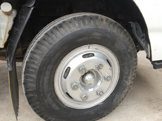 ขาย6ล้อNPR130โบรถห้างปลายปี50ไฟเพชร