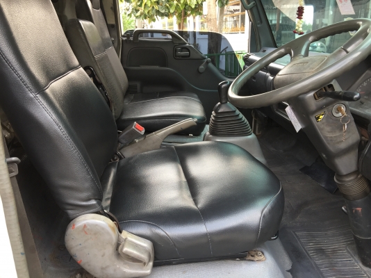 ขาย6ล้อNPR130โบรถห้างปลายปี50ไฟเพชร