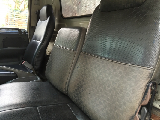 ขาย6ล้อNPR130โบรถห้างปลายปี50ไฟเพชร