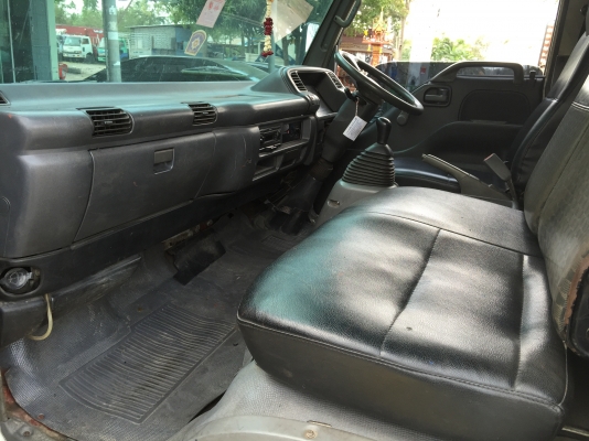 ขาย6ล้อNPR130โบรถห้างปลายปี50ไฟเพชร