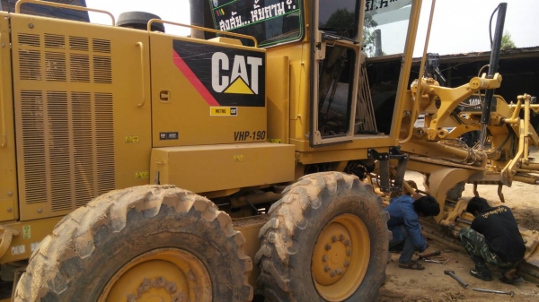 ขายด่วน 2คัน เกรดเดอร์&รถบดสั่นสะเทือน CATERPILLAR ขายด่วน 2คัน เกรดเดอร์&รถบดสั่นสะเทือน CATERPILLAR