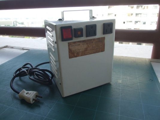 หม้อแปลงไฟจาก 220v ==> 100v ขนาด 1,000W (1KVA)