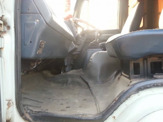 ขาย10ล้อ1เพลา ISUZUร็อกกี้ 175แรง พ.เพาเวอร์ เบรกทิฟฟี่ กระบะสวย ยางดี เครื่องดี แคชซีสวย ภายในสวย สภาพพร้อมใช้งาน เอกสารพร้อมโอน จัดไฟแนนซ์ได้ เงื่อนไขง่ายๆวันเดียวรับรถ สนใจโทร 090-8588220คุณนะ 093-3258446บิวตี้ ID:narong498 หรือ www.truck.in.th/498 หรื