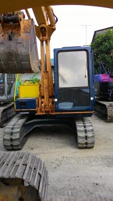 ขายด่วน รถขุด KOBELCO SK60-2 บูมตัวยู   แทรคยาง ชั่วโมงการทำงานน้อย มาก   สภาพสวยมากๆๆๆ  แอร์เย็น พร้อมใช้งาน  โทร 089-3818694 ดวงนภา  เตียวตระกูล