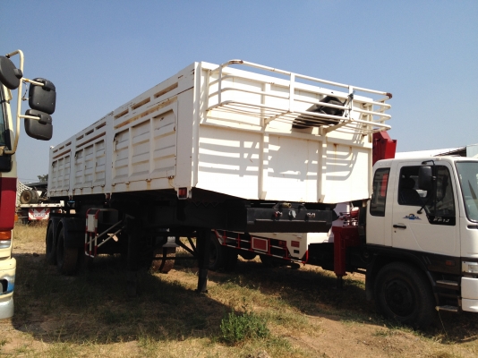 ขายค่ะ หางเซมิ 2 เพลา ยาว 9.10 เมตร สูง 1.50 เมตร ดั้มพ์ 20 ตัน ยาง 1000 ขอบ 20 นิ้ว เพลาใหญ่ ลูกปืนใหญ่ หางต่อใหม่ พร้อมทะเบียน ค่ะ