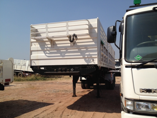 ขายค่ะ หางเซมิ 2 เพลา ยาว 9.10 เมตร สูง 1.50 เมตร ดั้มพ์ 20 ตัน ยาง 1000 ขอบ 20 นิ้ว เพลาใหญ่ ลูกปืนใหญ่ หางต่อใหม่ พร้อมทะเบียน ค่ะ