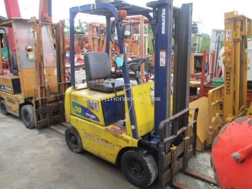 รถยก    KOMATSU    FG09-3    รหัสสินค้า : 14001807  หรือเพิ่มเติมไดที่ www.nihonmono.com