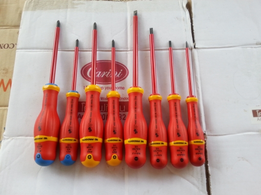 ขายเครื่องมือช่างไฟฟ้า "FACOM" ชุดใหญ่ ขายเครื่องมือช่างไฟฟ้า "FACOM" ชุดใหญ่