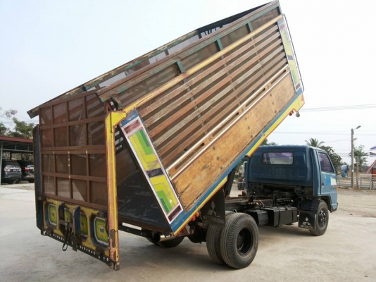 ขายด่วน รถบรรทุก 6 ล้อ ISUZU NPR 110 แรง ดั้มเกษตร สภาพเดิมๆ สวย พร้อมใช้งาน ราคาสุดคุ้ม ขายด่วน รถบรรทุก 6 ล้อ ISUZU NPR 110 แรง ดั้มเกษตร สภาพเดิมๆ สวย พร้อมใช้งาน ราคาสุดคุ้ม