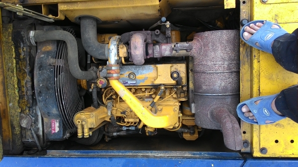 ขายด่วน รถขุด KOMATSU PC120-5   เก่าไทย   แทรค 60  ปั๊มดี  เครื่องดี  เอวแน่น  โซ่สวย  ระบบไฟฟ้าครบ   สภาพสวยมากๆๆๆ   พร้อมใช้งาน  โทร 089-3818694 ดวงนภา  เตียวตระกูล