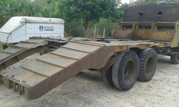 รถบรรทุก 10 ล้อใหญ่ MITSUBISHI 2 เพลาขึ้นแบคโฮ ราคา 320,000 บ.รถอยู่ลพบุรี