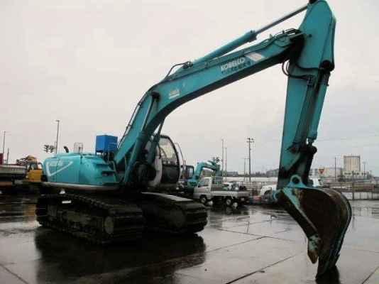 ขายด่วน รถขุด KOBELCO SK200-5     แทรค 80  เก่า ญี่ปุน   ยังไม่เคยใช้งานในไทย  สภาพสวยมากๆๆๆ    โทร 089-3818694 ดวงนภา  เตียวตระกูล