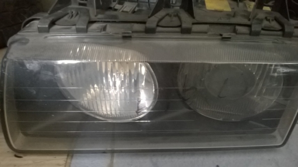 ไฟหน้า e36