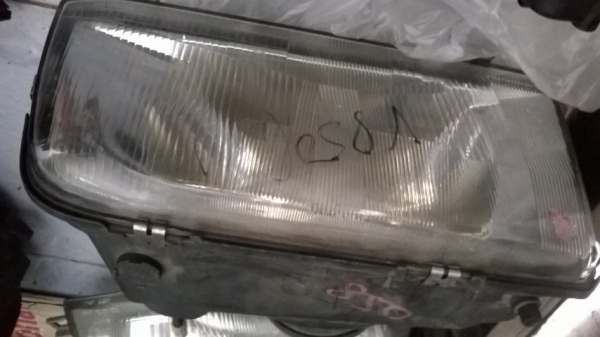 ไฟหน้า volvo 850