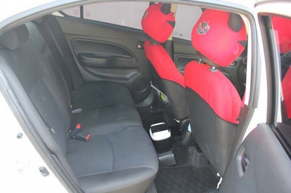 ขายดาวน์ 40000 มิตซูบิชิ Attrage GLS CVT สีขาวมุก ตัวรองท๊อป ขายดาวน์ 40000 มิตซูบิชิ Attrage GLS CVT สีขาวมุก ตัวรองท๊อป