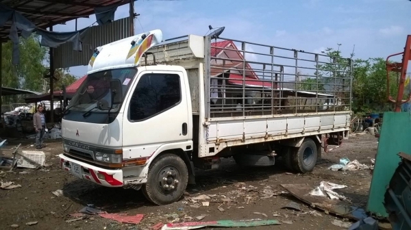 ขาย 6 ล้อ CANTER ปี 45 กระบะยาว 5 เมตร เครื่อง 4D34 เทอร์โบอินเตอร์ 140 แรงม้า คัสซีสวยตลอดเส้น พาวเวอร์ แอร์เย็น ทะเบียนเต็มพร้อมโอนครับ ขาย 6 ล้อ CANTER ปี 45 กระบะยาว 5 เมตร เครื่อง 4D34 เทอร์โบอินเตอร์ 140 แรงม้า คัสซีสวยตลอดเส้น พาวเวอร์ แอร์เย็น ทะเบียนเต็มพร้อมโอนครับ