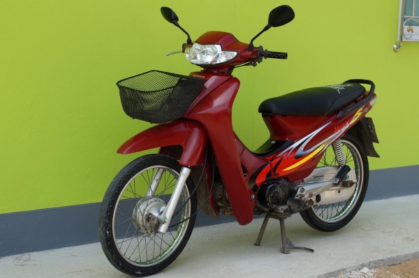 ขาย HONDA WAVE 100 รถปี 46 สภาพเดิม เครื่องดีมากมาก  เอกสาร ทะเบียนพร้อมชุดโอน ครบ ภาษี พรบ 2558