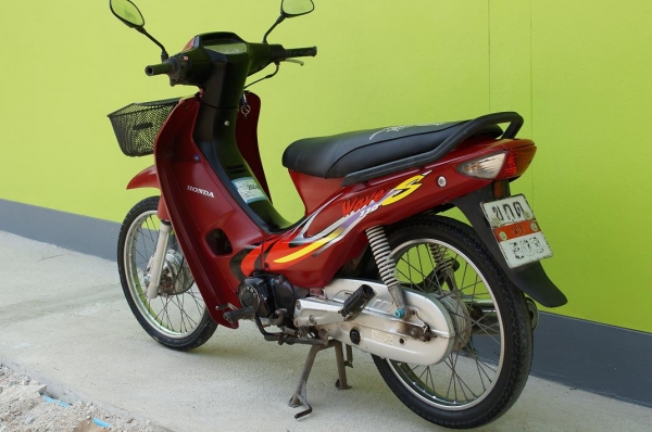 ขาย HONDA WAVE 100 รถปี 46 สภาพเดิม เครื่องดีมากมาก  เอกสาร ทะเบียนพร้อมชุดโอน ครบ ภาษี พรบ 2558
