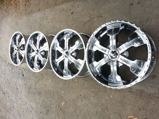 ขอบ22 ถูกๆๆ ใส่กระบะ6รู ขอบ22 ถูกๆๆ ใส่กระบะ6รู