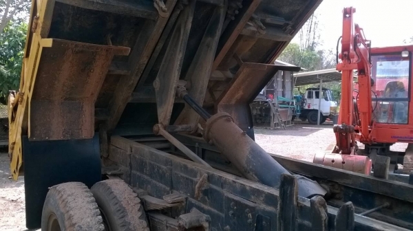 ขาย 6 ล้อดั้มหัวยาว เครื่อง DA120 มีแอร์ ทะเบียนพร้อมโอน ราคาต่อรองได้ครับ