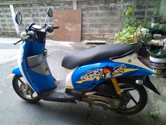 สกุปปี้ ฟ้าขาว  ปี54 กท3121ล้อแมก  19,000