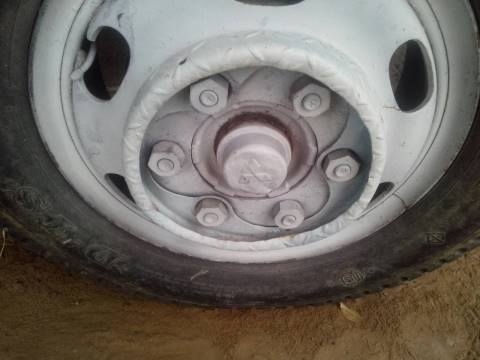 **320,000 บ.ต่อรอง//6ล้อFUSO-175** ขาย MITSUBISHI FUSO 6ล้อบรรทุก FUSO T620 วางเครื่อง6BG1-175HP วางหัวFUSOใหม่ (ลงเล่มครบ) เครื่อง ร็อค แน่นดีแรง ประหยัด เกียร์ใหญ่ เข้าง่าย พร้อมลุย ช่วงล่างใหญ่ คัสซีสวย ไม่ปะไม่ดาม กระบะพื้นไม้คอกไม้ ยาว5.0ม.สภาพดี พื้