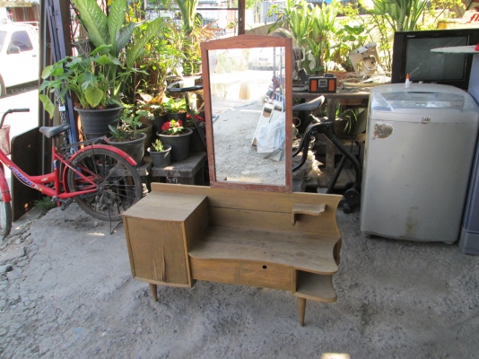 ขายโต๊ะเครื่องแป้ง