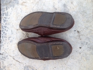 ขายรองเท้าหนัง 5 คู่ หลายแบบ ราคาหลักร้อย