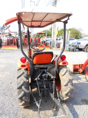 ขายรถไถนั่งขับ KRT 140 พร้อมใบมีดดันดินคานล่าง ขายรถไถนั่งขับ KRT 140 พร้อมใบมีดดันดินคานล่าง