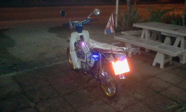 ขาย C70 เครื่องดรีม สภาพสวยๆ ของเเต่งเยอะ ราคาโดนๆ (เอกสารใบซื้อขายจากทางร้าน) ค่าตัว 10500 บาท ต่างจังหวัดจัดส่งให้ได้ ค่าส่งต่างหาก สนใจโทรสอบถาม 089-8054390 โอ๋