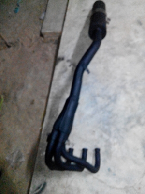 ขายท่อ ไอเสีย ทั้งเส้น GSX 400R ขายราคา 1500 บาท