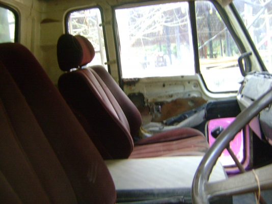 เครื่อง 6BD1   165 แรง ( ดั้มพ์ )  2 เพลา   สโลกลาง    ราคา 400,000 บาท