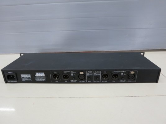 ลดราคา-ครอส LTM รุ่น CE-223XL Crossover 2 way stereo 3 way mono สภาพใหม่