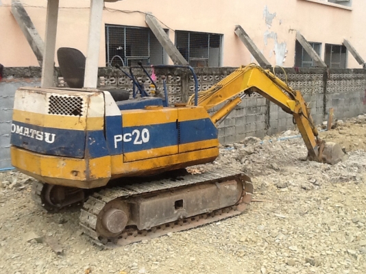 ขายรถแบคโฮkomatsu pc20