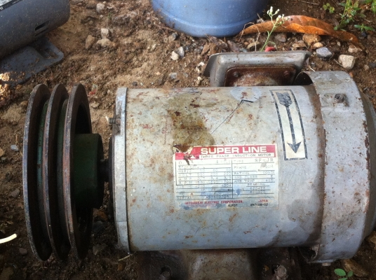 มอเตอร์มิตซูบิชิ 1 แรงม้า 220/380 V.พร้อมใช้ หมุนซ้าย-ขวาได้จากญี่ปุ่นมีหลายลูก