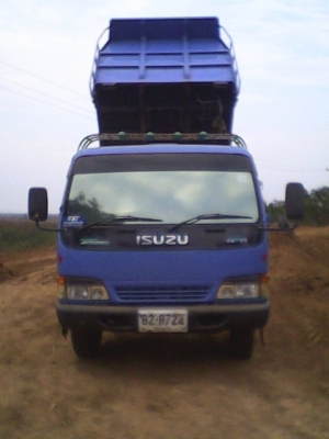 ขาย รถ6ล้อดั่ม อีสุ 130 ห้างแท้สวยเดิมทั้งคันแอร์หนาว