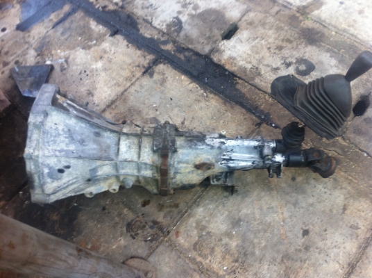 ขายเกียร์นิสสันLD20 5เกียร์เก่าญี่ปุ่นพร้อมจานกดและแผ่นครัชคับลดเหลือ6000บาท