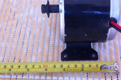 มอเตอร์ไฟฟ้า DC 24 V. เอาไปใช้เพื่อการงานต่างๆ ต่อกับปํ็มน้ำ ต่อขับเครื่องกลต่างๆ ต่อใช้ในรถจักรยานได้